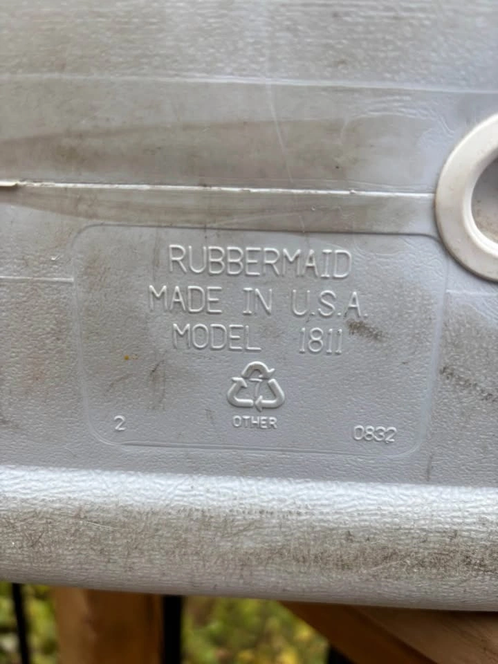 VTG Rubbermaid Super Lunch Tote Cooler - photo 4