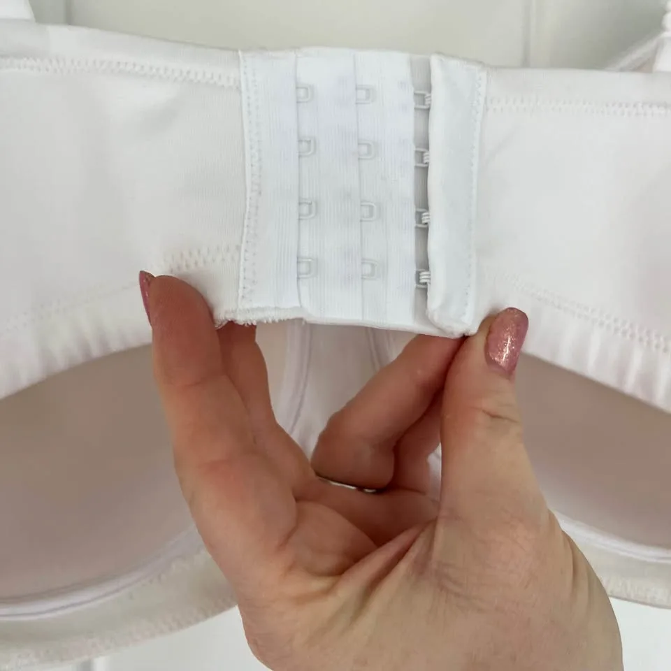 NWT Vanity Fair Bra Size 38DD NEW image indicator(6)