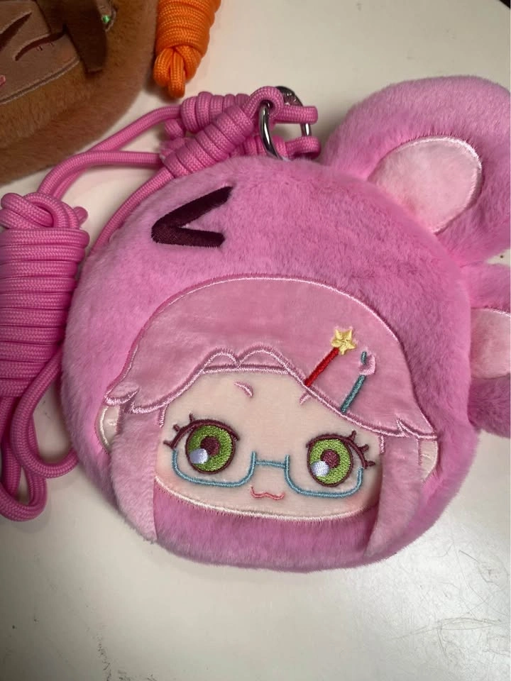 Alien Stage AAHS Coin Pouch (Mizi, Sua, Hyuna) - photo 2