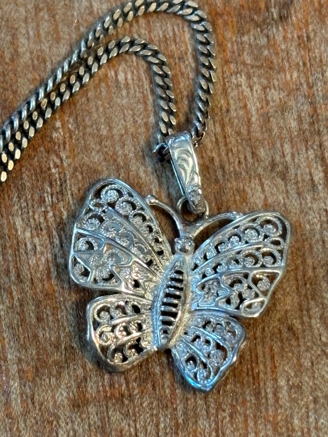 Sterling Silver Butterfly Pendant Necklace - photo 3
