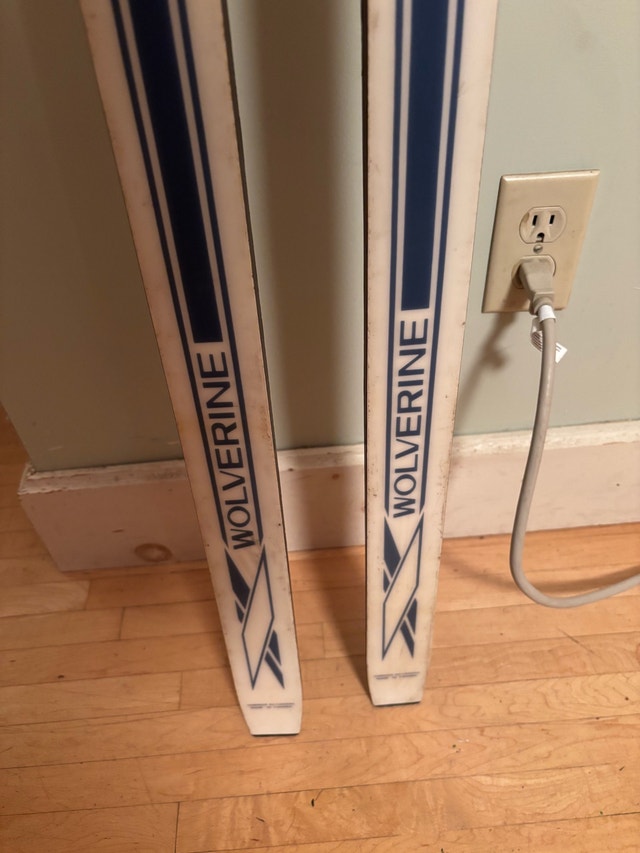 Rossignol Cross Country 3 Pin Skis (200 cm) + Poles - photo 3