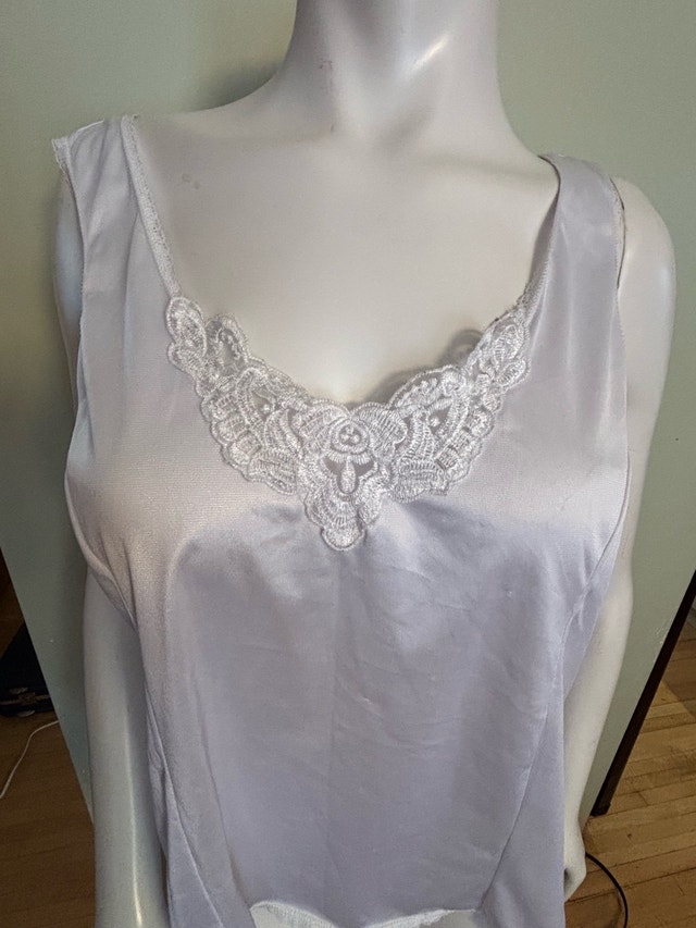 Vintage Lace Trim Camisole - photo 2