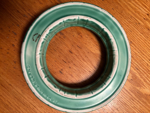 Vintage Posy Ring Vase Art Deco Green Ceramic England SylvaC - photo 2