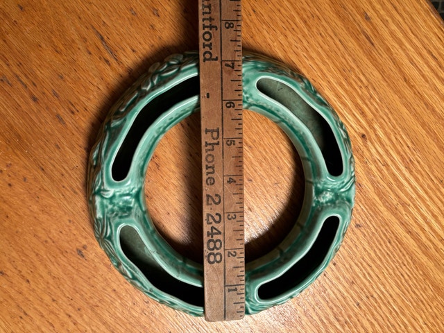 Vintage Posy Ring Vase Art Deco Green Ceramic England SylvaC - photo 4