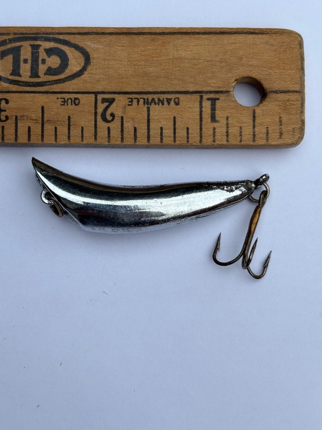 VTG Original Canadian Wiggler Banana Spoon Lure