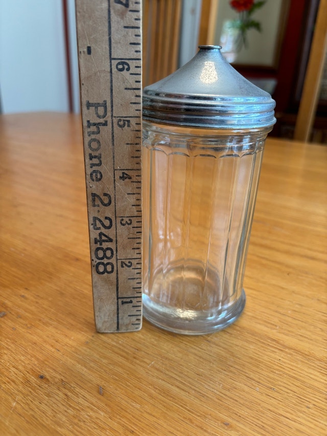 Vintage Sugar Dispenser - photo 2