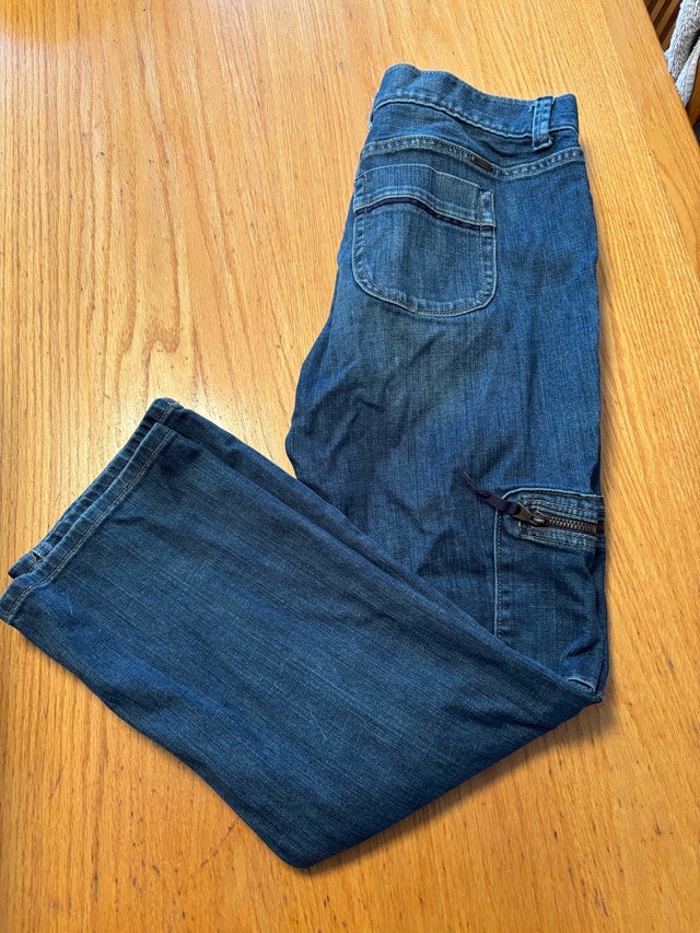 Vera Wang Straight Leg Cargo Pockets Jeans-Size 6 - photo 2