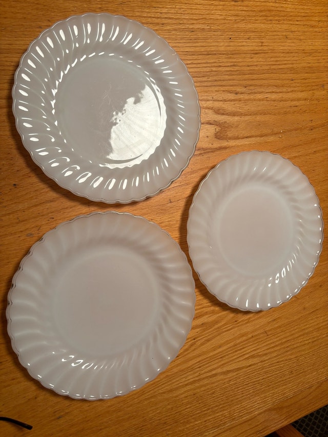 Set of 3 Vintage Anchor Hocking Fire King White Golden Swirl