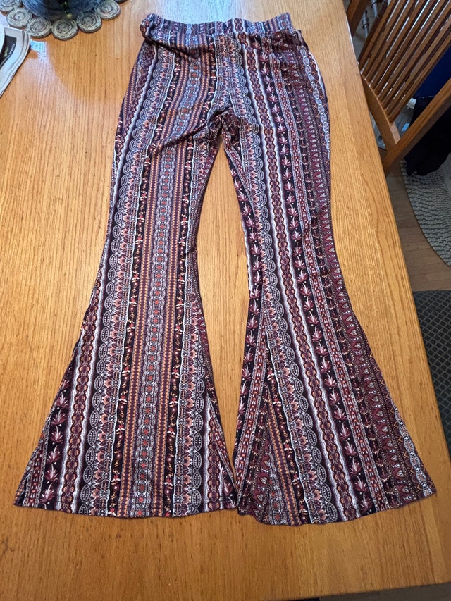 Shein Bell Bottoms-Medium - photo 2