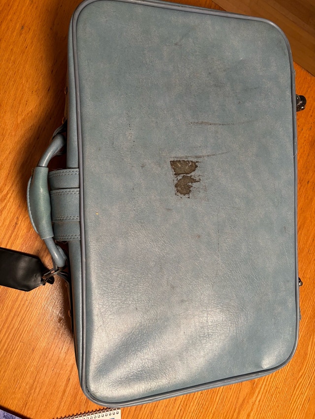 Vintage Soft Sided Travel Way Suitcase with Wheels (Korea) - photo 4