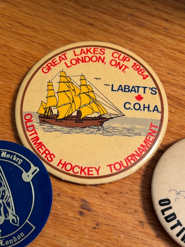 Lot of Vintage Old Timers Hockey Pins - Ontario - photo 4