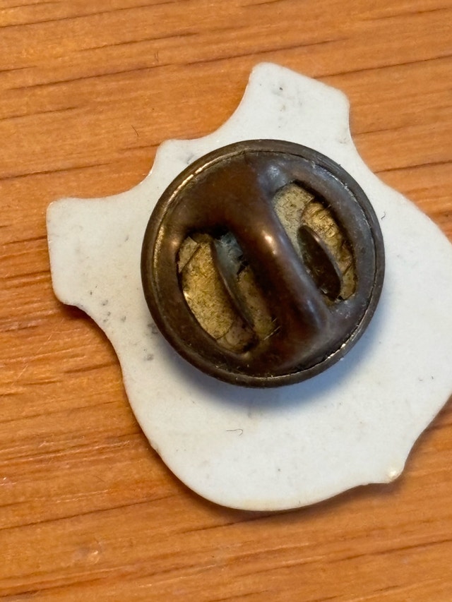 Vintage 1975 Township of Zorra Pin - Oxford ON - photo 2