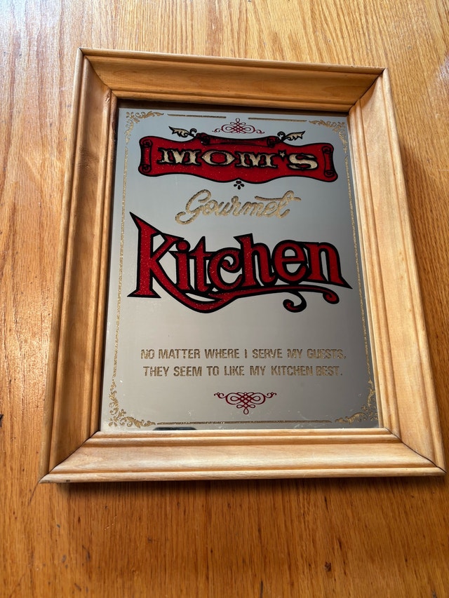 “Mom’s Gourmet Kitchen” Glassik Mirror Sign