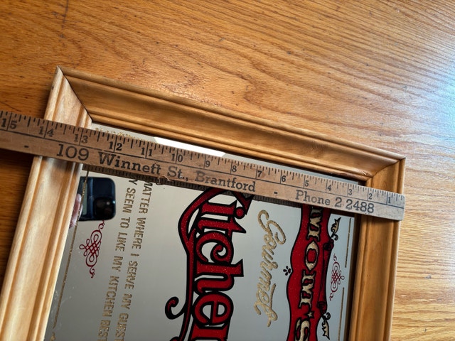 “Mom’s Gourmet Kitchen” Glassik Mirror Sign - photo 3