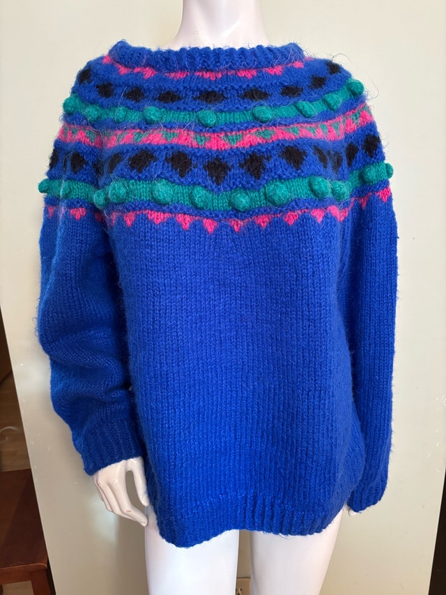 Vintage Handknit Sweater (large)