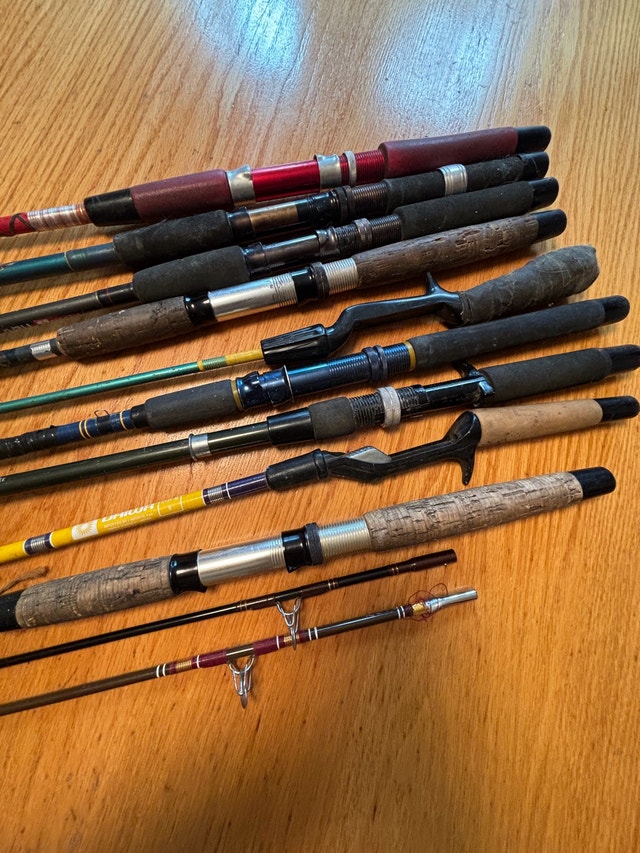Lot of parts/pieces of vintage Fishing Rods for Parts/Repair - photo 2