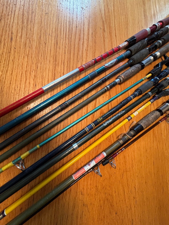 Lot of parts/pieces of vintage Fishing Rods for Parts/Repair - photo 4