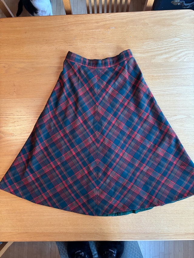 XS Vintage Plaid Tartan Green/Red Skirt