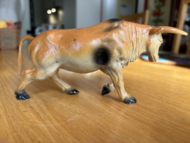 Vintage 1990’s Farm Brahma Bull Toy Figure - photo 4