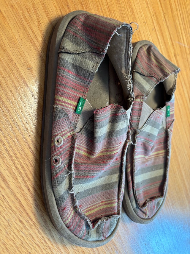 Sanuk Slip-on Shoes - photo 2