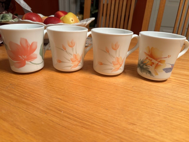 Corning Mugs - Set of 4