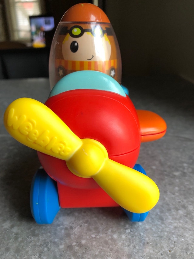 WEEBLES Wobblin’ Wings Airplane & Pilot - photo 2