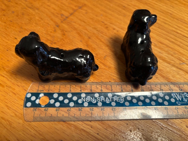 Dog Salt & Pepper Shakers - photo 4