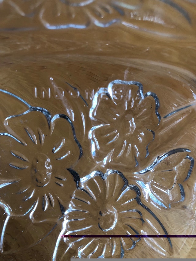 KIG Indonesia Clear Glass Square Lidded Dish with Daisies - photo 4