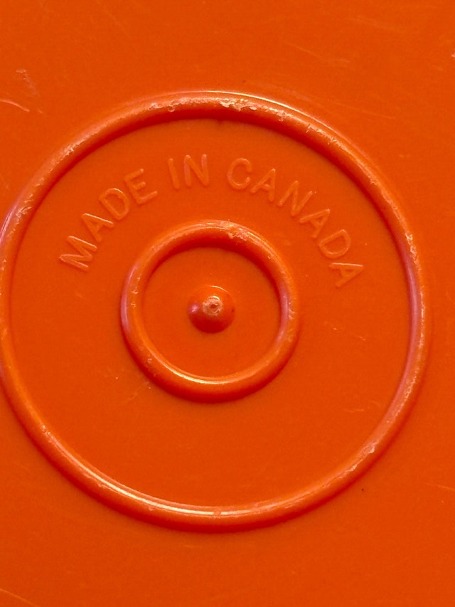 Vintage 1.5-quart "Go Between" Tupperware orange pitcher - photo 3