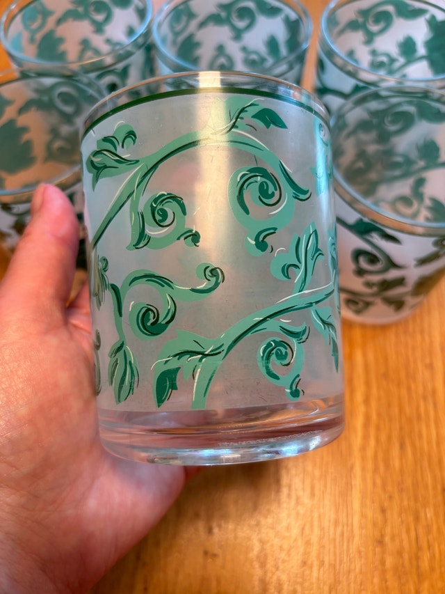 Vintage Set of 6 Precisioncraft Acrylic Tumblers-Canada - photo 2