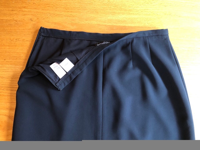 Jones New York Navy Pencil Skirt size 10 - photo 4