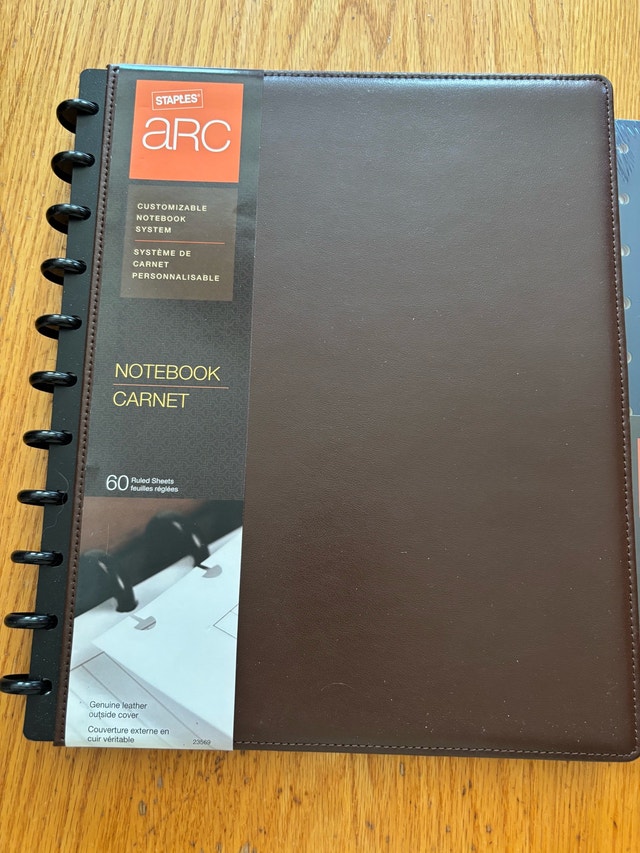 Staples Arc Notebook and Poly Dividers - photo 2