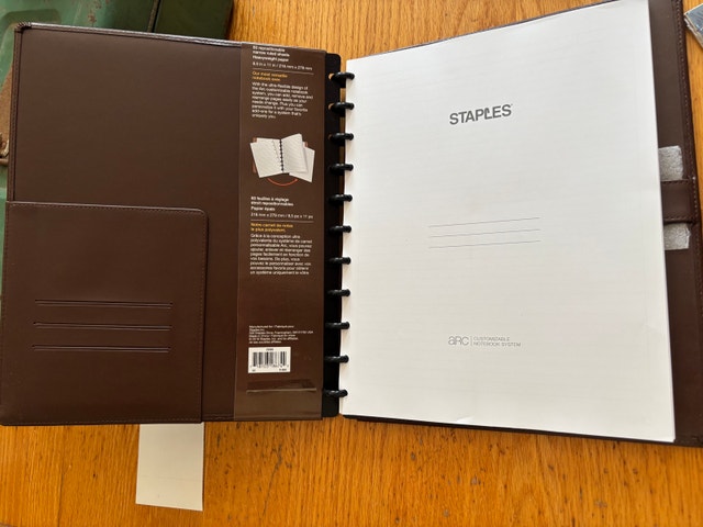 Staples Arc Notebook and Poly Dividers - photo 3