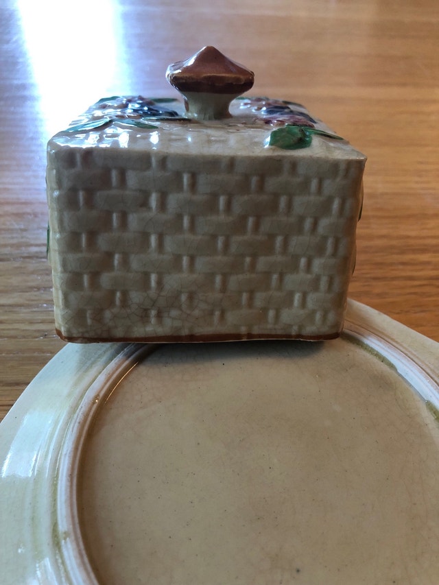 Antique Covered Butter Cheese Dish with Basket Weave Floral - photo 5
