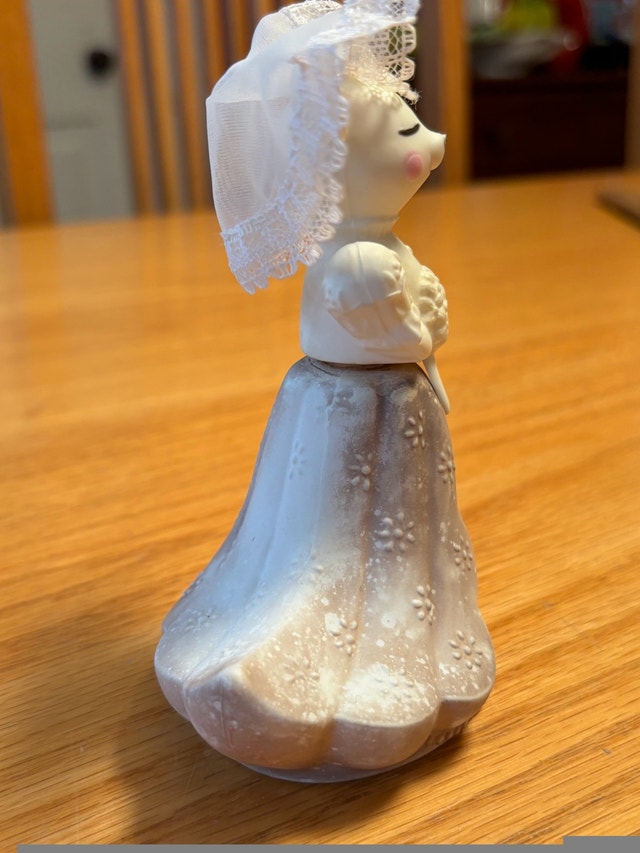 Vintage Avon Church Mouse Bride 57ml Delicate Daises Cologne - photo 3
