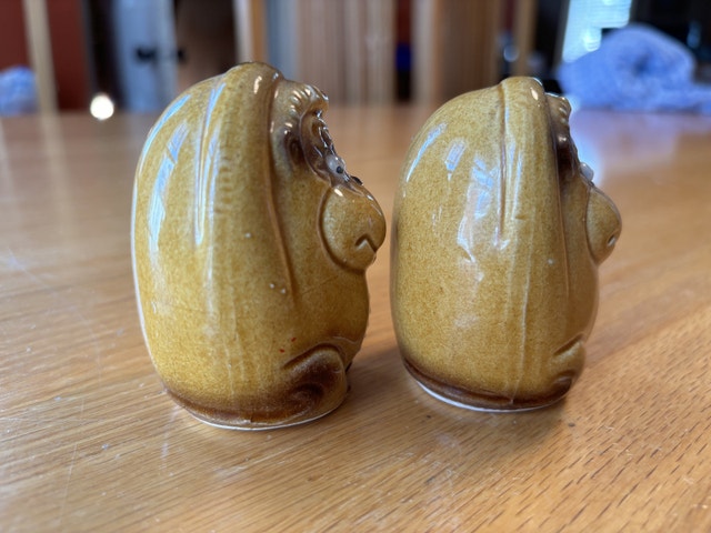 Vintage Ceramic Monkey Salt and Pepper Shakers - Japan - photo 2