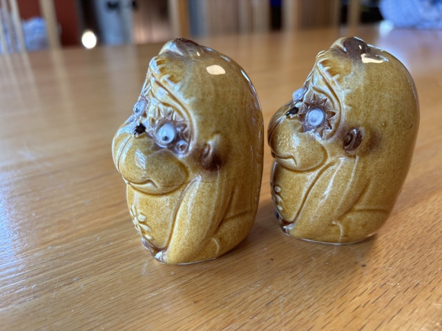 Vintage Ceramic Monkey Salt and Pepper Shakers - Japan - photo 4