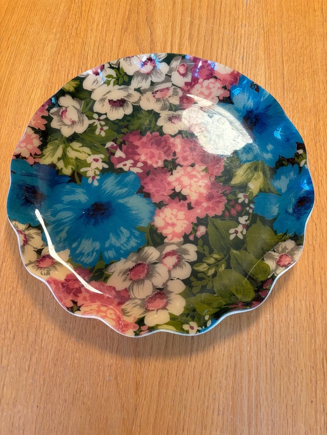 Vintage Scalloped Edge FAB Tray Handcrafted in Barrie ON