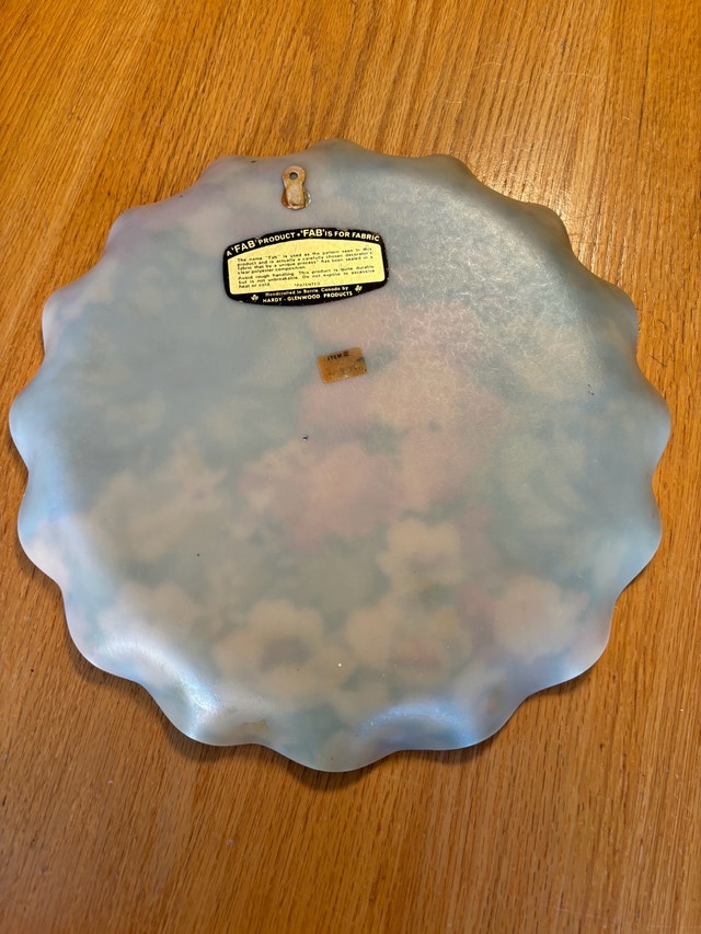 Vintage Scalloped Edge FAB Tray Handcrafted in Barrie ON - photo 2