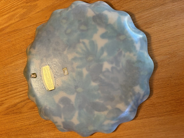 Vintage Scalloped Edge FAB Large Tray Handcrafted in Barrie ON - photo 2