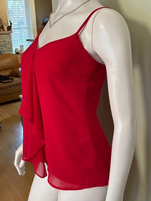 XS Le Chateau Red Camisole Top - photo 2