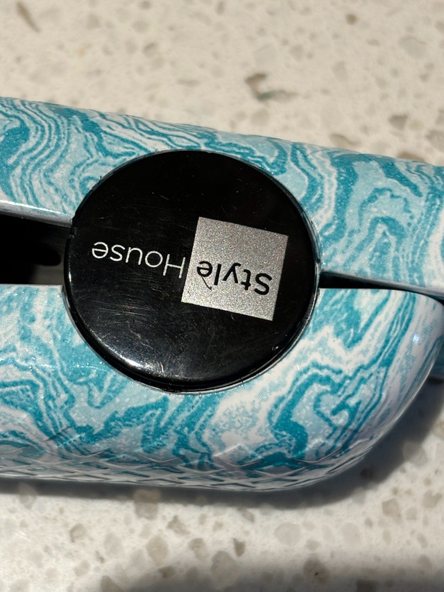 Like New Style House Hair Straightener - photo 2