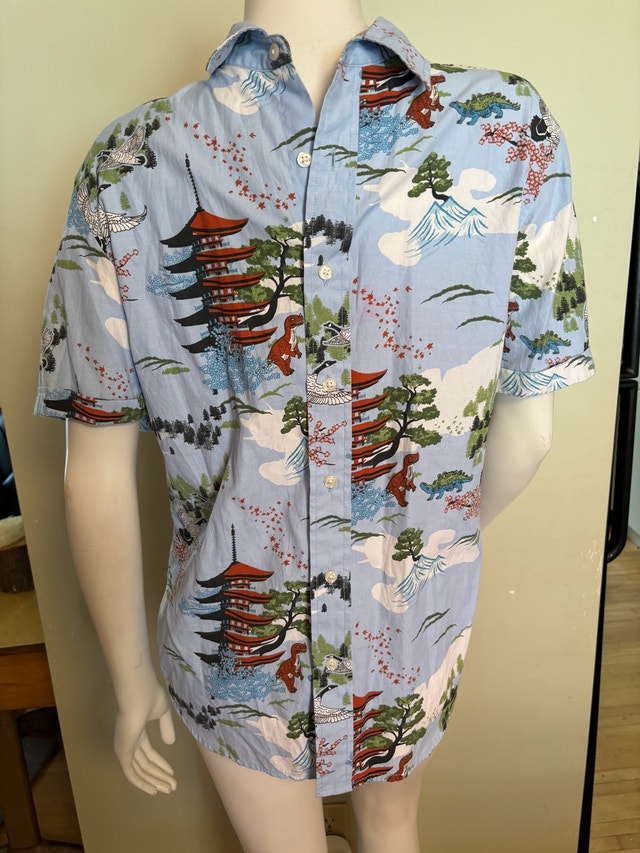 Firefly Hawaiian Dinosaur Leaf Shirt XS