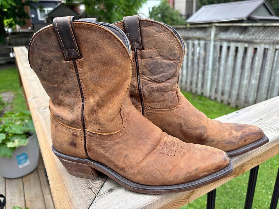 Abilene Women's 9 Distressed Western Boots