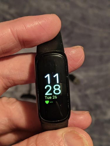 Fitbit Inspire 3 Health and Fitness Tracker, Black w small scrat - photo 4