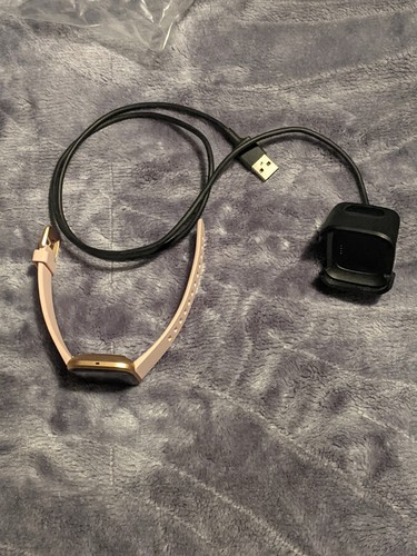 Fitbit Versa 2 Wristband Activity Tracker, VGC - photo 3