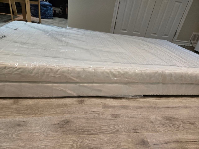 Ikea twin mattress - photo 2
