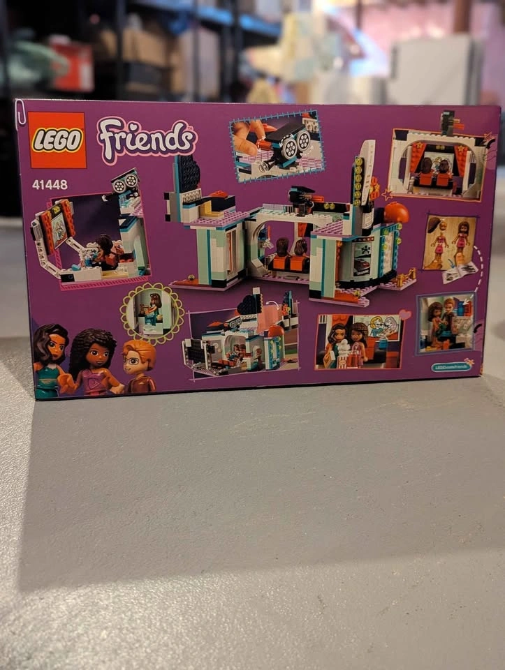 LEGO Friends Heartlake City Movie Theater 41448 - photo 2