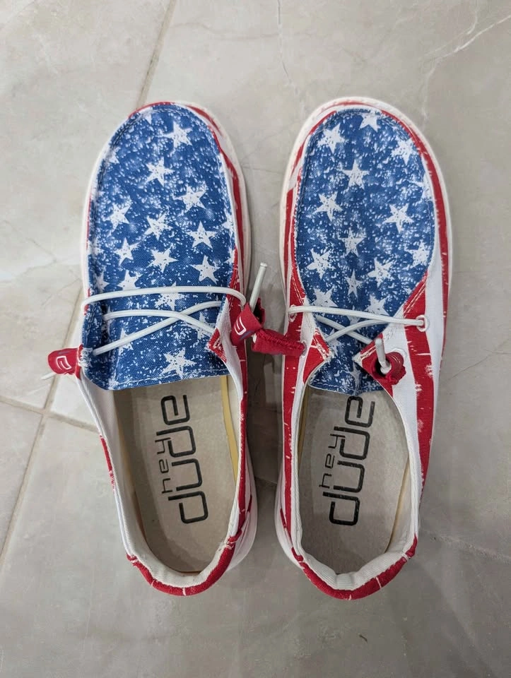 Hey Dude Wendy Star Spangled Slip-On Shoes – Women’s Size 7 NIB - photo 2