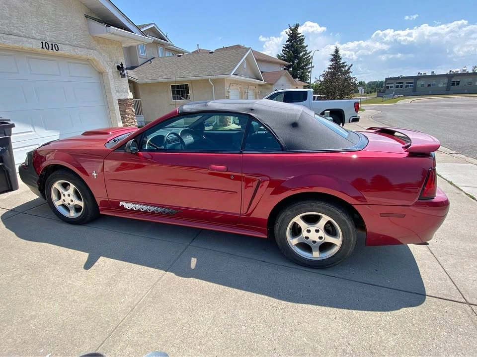 2003 Ford Mustang